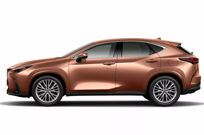 Thay đổi quan trọng đầu tiên trên mẫu xe SUV Lexus NX 2024 là hệ thống treo được tinh chỉnh lại và kết hợp cùng với các thanh giằng thân xe được bổ sung, hứa hẹn tăng cường độ ổn định, cảm giác lái cũng như sự thoải mái khi xe vận hành.