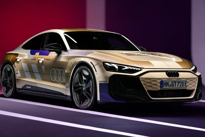 Điều này có thể dễ dàng đoán được khi “người anh em” chung nền tảng Porsche Taycan mới có thêm bản Facelift. Vừa qua, thương hiệu đã hé lộ những điểm thay đổi nhỏ trên phiên bản Audi e-tron GT Facelift 2024 mới với một nguyên mẫu có lớp decal trang trí độc đáo.