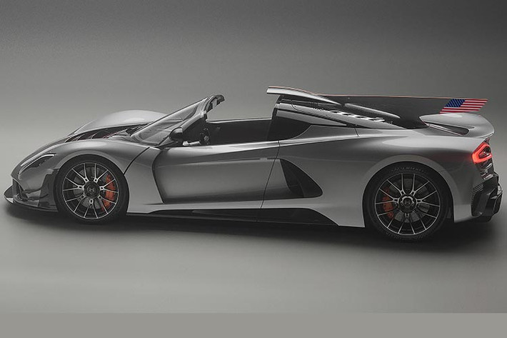 Mẫu siêu xe đặc biệt cũng sẽ có giá bán cũng vô cùng đặc biệt. Cụ thể giá xe Hennessey Venom F5-M Roadster 2025 chào bán ở mức 2,65 triệu USD (tương đương khoảng hơn 61 tỷ đồng).