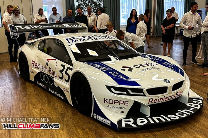 Chiếc BMW i8 độ từ superbike BMW HP4 này sẽ tham gia cùng đội đua Edlinger tại các chặng Performance Class 1, Time Attack Masters... Dự kiến, mẫu xe đặc biệt này cũng sẽ góp mặt tại sự kiện Goodwood Festival of Speed vào tháng 7 năm nay.