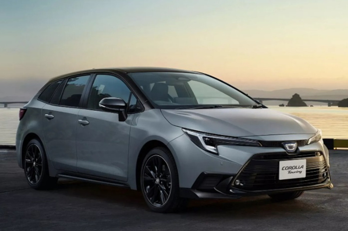 Theo đó, Toyota Corolla Active Sport 2024 mới sẽ được phân phối với 3 cấu hình thân xe là sedan, station wagon (Touring) và hatchback (Sport).