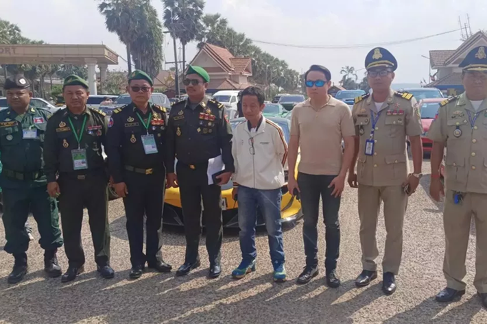 Ngoài ra, còn có khá nhiều siêu xe khác xuất hiện như Audi R8 độ khủng, hơn 3 chiếc siêu xe giới hạn McLaren 765LT, Lamborghini Huracan STO, McLaren 720S, Mercedes-AMG GT Black Series.