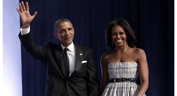 Vợ ông, Michelle Obama, từng ra điều kiện sẽ cho phép chồng tham gia tranh cử nếu bỏ thuốc lá.