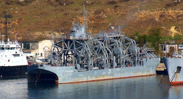 Trong cuộc tấn công nói trên, việc đột phá phòng không của Sevastopol lần này không được thực hiện thông qua đợt phóng hàng loạt tên lửa mà sử dụng vũ khí kiểu "phẫu thuật", đây là yếu tố quan trọng trong việc đánh giá năng lực thực sự của cả Nga và Ukraine.