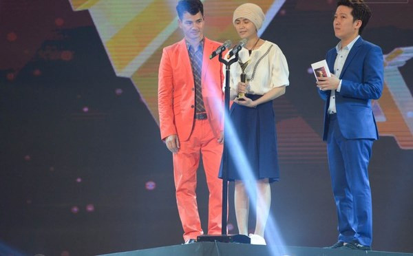 Bẵng đi một thời gian, đêm nay (ngày 6/9/2015), Ngọc Nữ bất ngờ xuất hiện trở lại trong chương trình VTV Awards 2015 với danh hiệu "Khách mời ấn tượng nhất" của VTV năm 2015.