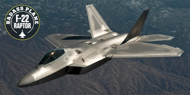 Mặc dù khi đó, F-15 vẫn đang ở thời kỳ đỉnh cao, nhưng Không quân Mỹ có kế hoạch sử dụng máy bay chiến đấu tàng hình thế hệ thứ năm F-22 Raptor, để thay thế F-15; nhưng quân đội Mỹ đã đóng cửa dây chuyền sản xuất loại máy bay này, khi chỉ mua được chưa đến 200 chiếc F-22.