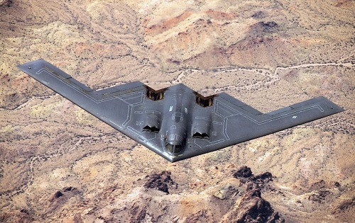 Nếu B-21 được phép xuất khẩu, có thể Australia được đánh giá là một khách hàng tiềm năng hàng đầu, có thể sở hữu máy bay ném bom B-21. Australia đã bắt đầu chuẩn bị hạ tầng, để đưa loại máy bay này vào sử dụng tại các căn cứ của Không quân Mỹ trên lãnh thổ của họ.