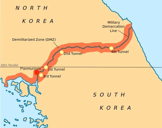 Cộng hòa Dân chủ Nhân dân Triều Tiên được thành lập vào năm 1948, được coi là một cuộc dàn xếp sau chiến tranh, khiến Triều Tiên bị chia cắt dọc theo vĩ tuyến 38; với miền Bắc và miền Nam lần lượt bị cuốn vào phạm vi ảnh hưởng của Liên Xô và Mỹ.