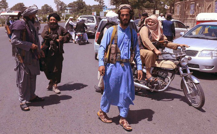 Trên thực tế, Nga hiện đang tích cực đàm phán với Taliban về các nguyên tắc chung sống hòa bình sau chiến thắng của Taliban ở Afghanistan. Một trong những điểm chính của nguyên tắc này, là từ chối các hành động thù địch với nhau.