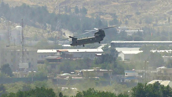 Giờ đây, chính quyền Afghanistan cần một con át chủ bài nào đó; nếu không giành được chiến thắng, thì ít nhất cũng phải củng cố vị thế của chính họ trong các cuộc đàm phán với Taliban, về việc chuyển giao quyền lực và đảm bảo cuộc sống cho các quan chức hiện tại.