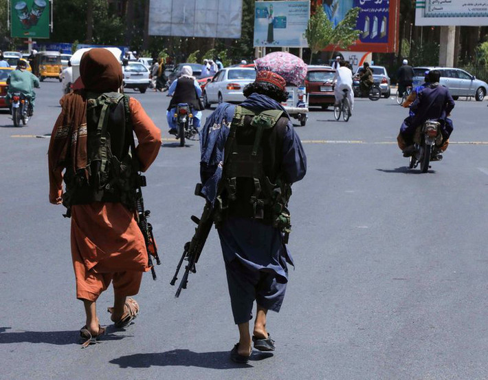 Việc đếm ngược đã bắt đầu ở Afghanistan. Các chuyên gia ước tính còn bao nhiêu km nữa để Taliban tiếp cận thủ đô Kabul. Mặc dù Lầu Năm Góc tuyên bố rằng, không có mối nguy hiểm tức thời nào đối với thủ đô của Afghanistan vào lúc này, nhưng họ đã nhận thấy những nguy hiểm đang đến rất gần.