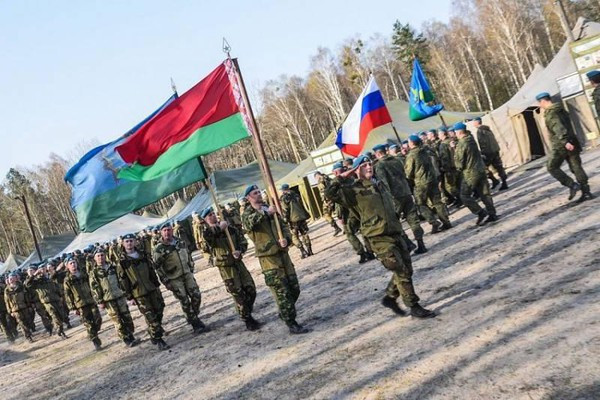 Lần này Nga sẽ tổ chức cuộc tập trận Zapad. Trong một diễn biến bất ngờ, Trung Quốc đã quyết định không gửi lực lượng của mình đến Nga tham dự Zapad. Có thể lưu ý rằng quân đội Trung Quốc đã tham gia Vostok-2018, Tsentr-2019 và Kavkaz-2020.