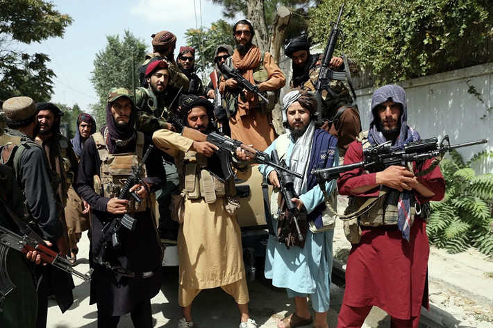 Vậy các cường quốc có sẵn sàng giúp đỡ Afghanistan, khi đất nước đối mặt với một cuộc khủng hoảng nhân đạo do sự rút lui của các lực lượng phương Tây hay không? Điều này phụ thuộc vào cách thay đổi suy nghĩ của Taliban, nếu họ tiến hành các chính sách ôn hòa hơn, trong đó có việc không được trả thù những người Afghanistan đã hợp tác với Mỹ và NATO.