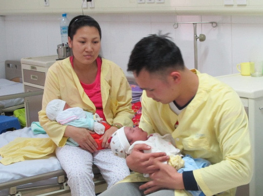 Sau khi sức khỏe trẻ ổn định, tự thở, tự ăn bình thường, trẻ sẽ được trở về phòng chăm sóc sau sinh trước khi xuất viện.