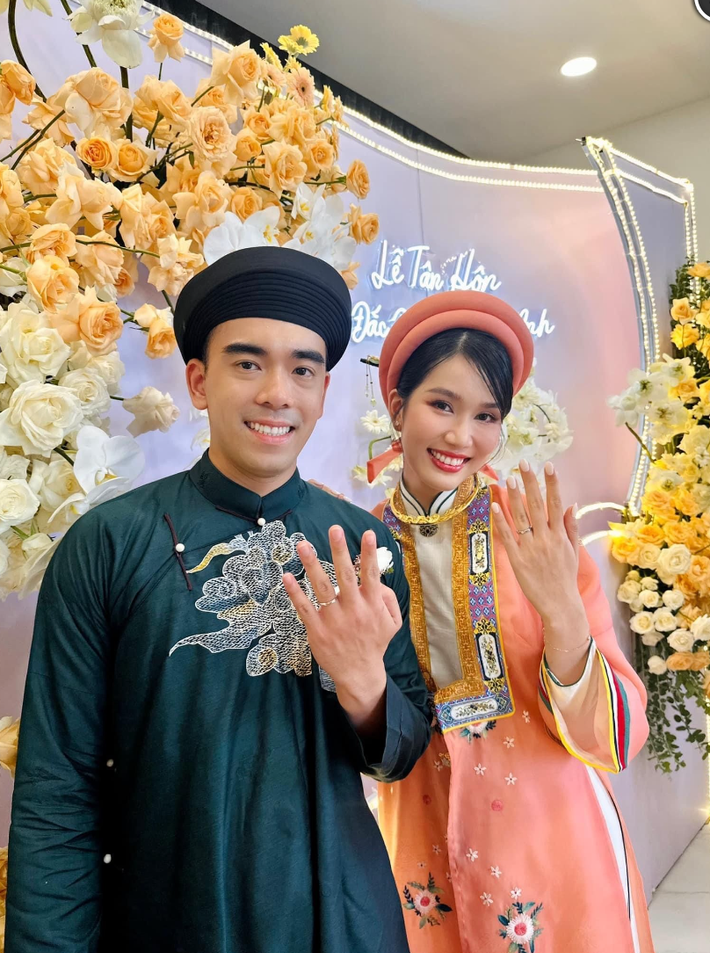 Sau khi về chung một nhà với chồng doanh nhân, Á hậu Phương Anh vẫn tích cực tham gia các hoạt động showbiz. Ảnh: FB Phạm Ngọc Phương Anh