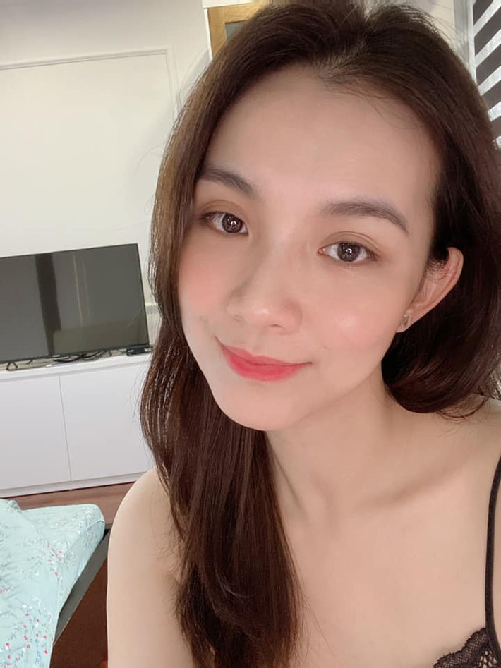 Sau 17 năm đăng quang, Thùy Lâm vẫn giữ được vẻ đẹp thuần khiết và khí chất của một hoa hậu. Ảnh: FB Nguyễn Thuỳ Lâm