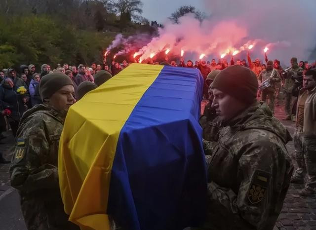 Đã gần ba năm kể từ khi xung đột Ukraine nổ ra; theo ước tính, đã có tổng cộng hàng trăm ngàn quân của cả hai bên đã thiệt mạng trên mặt trận dài hàng ngàn km. Rõ ràng đây là cuộc chiến tàn khốc nhất thế giới trong thế kỷ này.