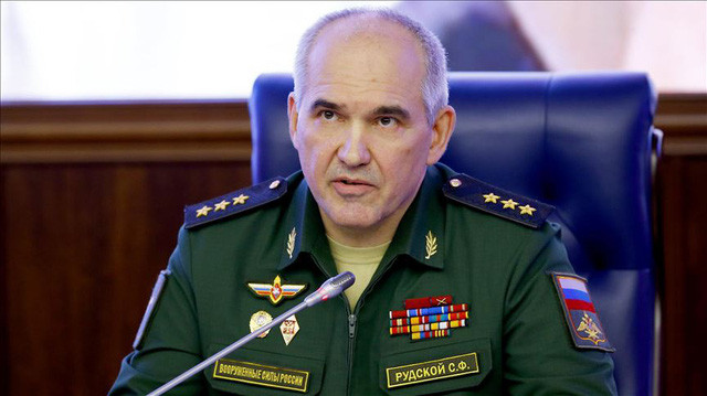 Theo hãng tin Nga Sputnik, Tướng Sergei Rudskoy, Cục trưởng Cục tác chiến/ Bộ Tổng tham mưu quân đội Nga, tuyên bố rằng chiến dịch quân sự đặc biệt “đã đạt đến bước ngoặt” và lực lượng tinh nhuệ của quân đội Ukraine đã gần như bị tiêu diệt hoàn toàn. Ukraine không còn khả năng thay đổi tình hình chiến tranh.