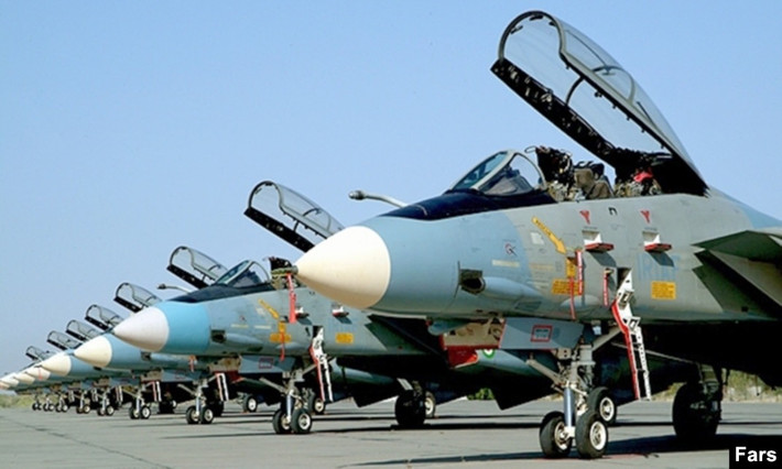 Trái với suy nghĩ trên, Không quân Iran đã chứng minh được sự sáng tạo trong việc duy trì phi đội F-14 của mình. Các kỹ sư và kỹ thuật viên của Iran, đã sản xuất nhiều phụ tùng quan trọng, đồng thời khai thác các linh kiện từ máy bay bị loại biên và đã mua được phụ tùng thay thế trên thị trường chợ đen, qua những “công ty đặc biệt”.