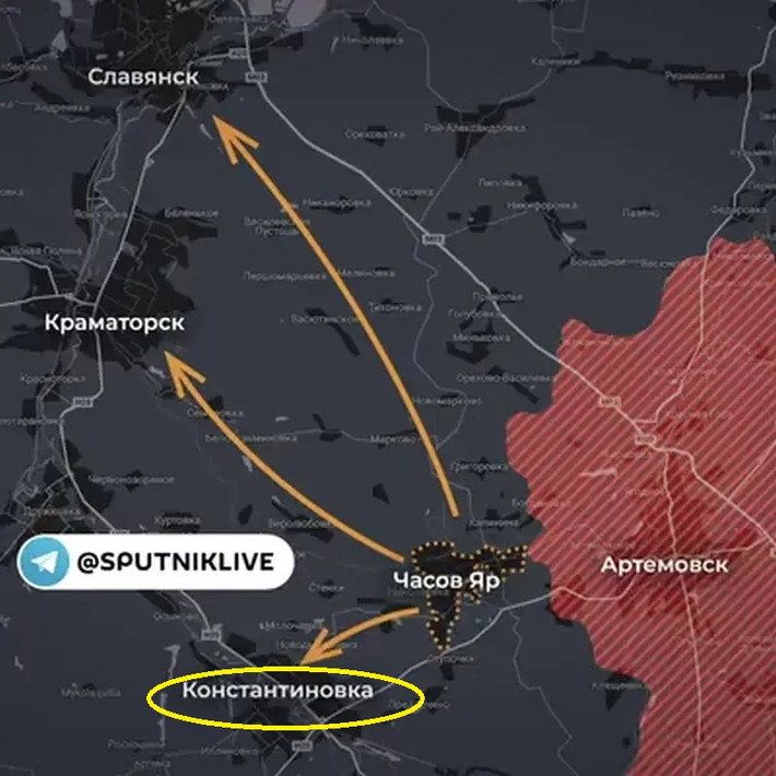 Chasov Yar có vị trí chiến lược ở phía tây Donetsk, do nằm ở địa hình cao; đây là trung tâm cung cấp hậu cần của AFU trong chiến dịch phòng thủ Bakhmut, và là cánh cửa bảo vệ các thành phố còn lại ở Donbass như Kostiantynivka, Kramatok và Slavyansk.