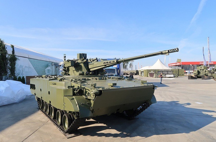 2S38 sử dụng khung gầm xe chiến đấu bộ binh BMP-3, đã được kiểm chứng qua thực tế; pháo phòng không này được trang bị pháo tự động 57mm, không chỉ có hỏa lực mạnh, mà còn có thể bắn đạn với độ chính xác vào mọi mục tiêu, từ trực thăng bay thấp, tên lửa hành trình, UAV cho đến mục tiêu trên mặt đất.