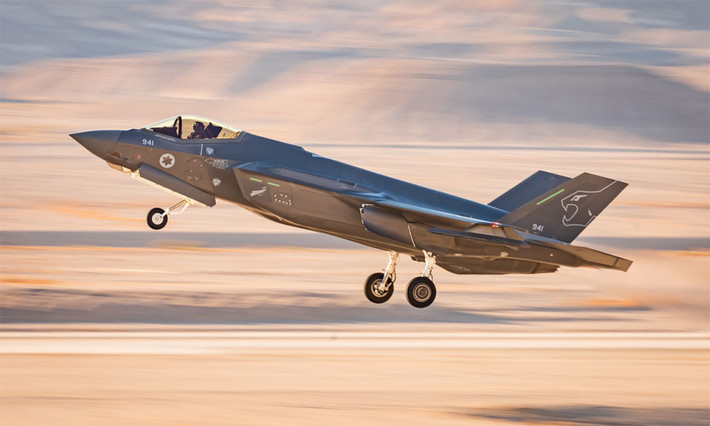 Mặc dù chiến đấu cơ F-35, được Mỹ thiết kế để sử dụng công nghệ tàng hình, nhằm giảm khả năng phát hiện, khiến hiệu quả phát hiện của các hệ thống phòng không như S-300 đối với các máy bay này có thể bị hạn chế, đặc biệt nếu F-35 sử dụng các biện pháp đối phó và chiến thuật để tránh bị phát hiện. Nhưng trên thực tế lại không đúng như vậy.