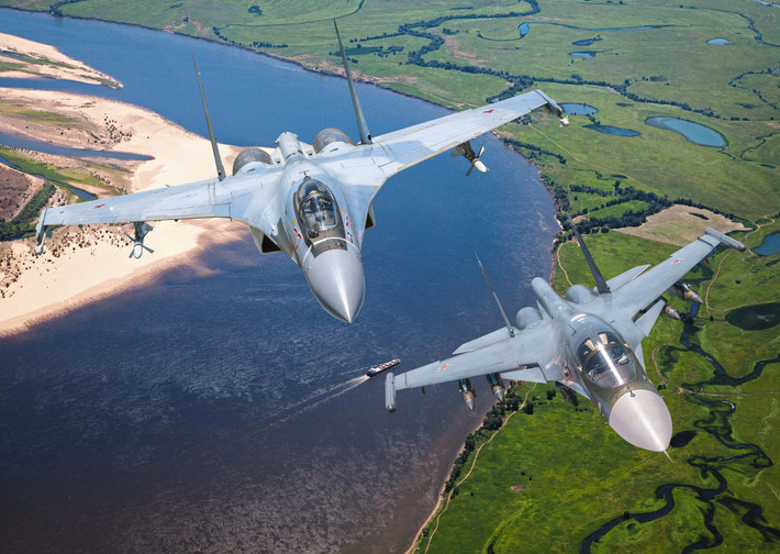 Trong một tuyên bố gần đây, Bộ Quốc phòng Nga xác nhận một chiếc tiên kích bom Su-34, được hộ tống bởi một máy bay chiến đấu đa năng Su-35S, đã thực hiện một cuộc không kích vào một mục tiêu của Ukraine. Địa điểm chính xác của vụ tấn công vẫn chưa được tiết lộ. Tuy nhiên, Su-34 sử dụng bom lượn có điều khiển UMPK và mục tiêu đã bị phá hủy.