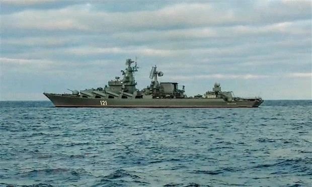 Việc phong tỏa cảng Nikolayev không phải là sự cố đơn lẻ. Ngay từ năm 2023, RFAF đã dần thắt chặt "thòng lọng" trên bờ biển Biển Đen của Ukraine, bằng cách kiểm soát các cảng Kherson và Mariupol. Việc triển khai quân sự trên bán đảo Kimbern, cho phép RFAF kiểm soát cửa sông Dnieper-Bug và cắt đứt đường tiếp cận trực tiếp tới cảng Nikolayev từ Biển Đen.