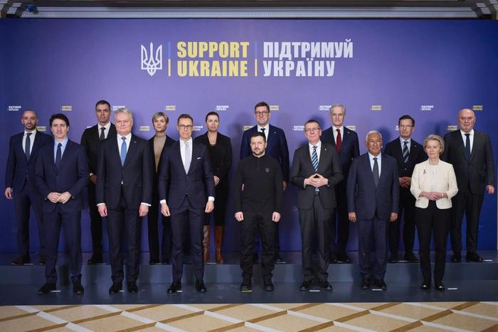 Những tuyên về việc tiếp tục viện trợ cho Ukraine, được đưa ra đúng vào dịp kỷ niệm ba năm ngày chiến tranh Nga-Ukraine bùng nổ 24/2. Mặc dù số tiền được phân bổ, không thể so sánh với số tiền của Mỹ; nhưng vấn đề chính không nằm ở số lượng viện trợ được phân bổ (mặc dù điều đó cũng quan trọng), mà nằm ở chính sự lựa chọn châu Âu.