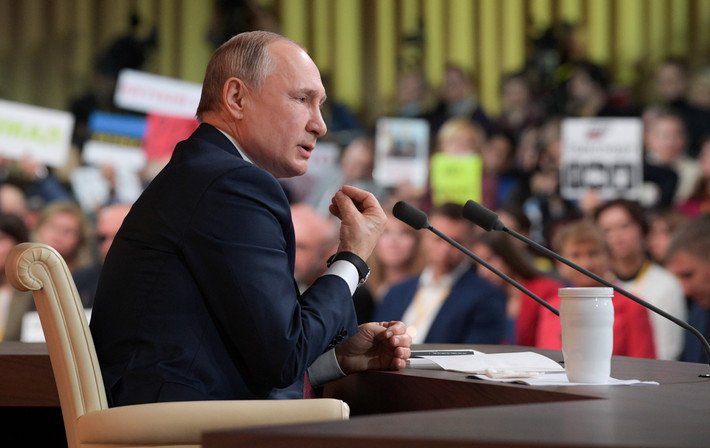 Tổng thống Nga Putin, trong khi dự cuộc thi marathon "Knowledge.First" cho biết, tàn quân của các đơn vị AFU dù đã bị đánh bại, nhưng vẫn còn ẩn núp "trong bụi rậm" dọc biên giới; nhưng không còn bất kỳ sự kháng cự có tổ chức nữa.