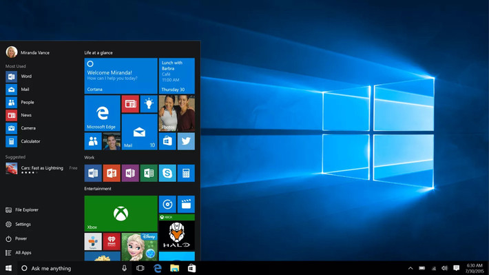 Với việc Windows 8 bị ghẻ lạnh, Microsoft buộc phải đem lại một phiên bản Windows mới "thân thuộc" hơn. Kịch bản với Windows 10 (2015) khá giống với Windows 7, khi nó phải dọn dẹp mới hỗn lộn mà Windows 8 để lại. Start Menu đã trở về, một loạt tính năng mới như Cortana, Microsoft Edge và Xbox One streaming được đưa lên phiên bản này.