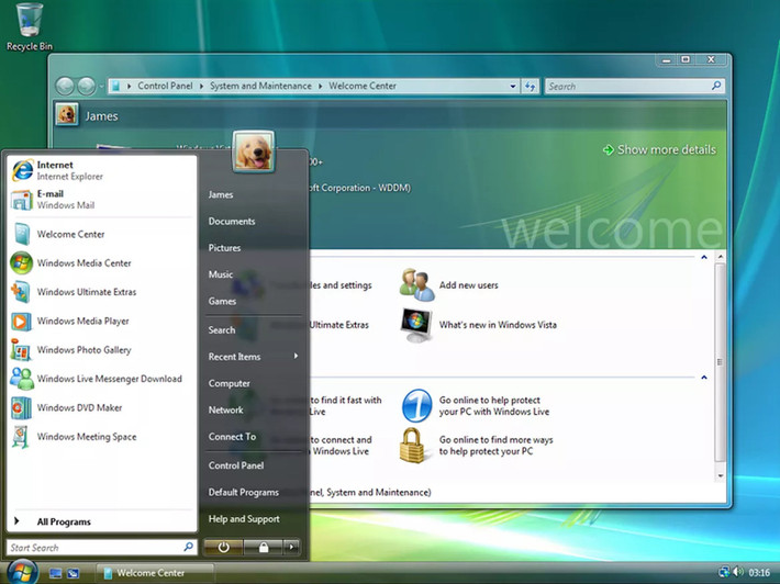 Mặc dù cũng được xem là một "bom xịt" như Windows ME, tuy nhiên Windows Vista (2007) đã giới thiệu giao diện Aero UI rất đẹp và hàng loạt tính năng hiện đại khác. Cái làm cho Vista không được đón nhận là do nó chỉ xài tốt trên những phần cứng mới, không được tối ưu cho các máy tính cũ.