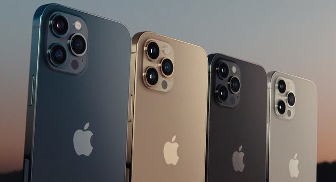 Trong khi iPhone 12 có 5 lựa chọn màu sắc thì iPhone 12 Pro, Pro Max có 4 lựa chọn.
