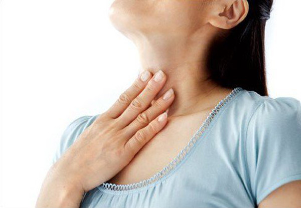 Thứ ba, khi ngủ bị trào ngược axit, ợ chua, đau bụng thì nên cảnh giác về các bệnh về tiêu hóa. Tư thế nằm khi ngủ khiến tình trạng trào ngược axit càng trầm trọng nên nó khiến bạn dễ nhận diện vấn đề.