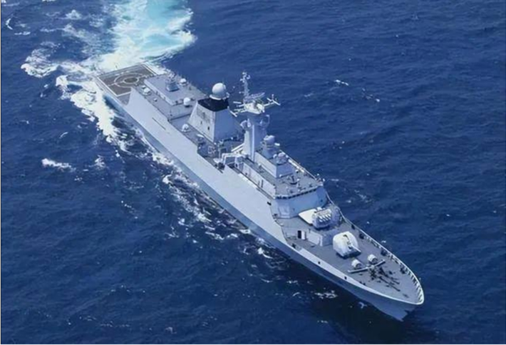 Được trang bị thân máy bay lớn hơn, bao gồm trực thăng Z-20, máy bay này tăng cường đáng kể khả năng thực hiện các hoạt động không quân kéo dài của Trung Quốc, dù là giám sát, tác chiến chống tàu ngầm hay hỗ trợ hậu cần. Ảnh: Sohu