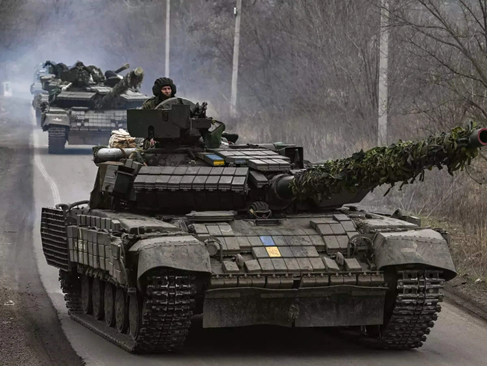 Quá trình tháo dỡ và thiết kế ngược được thực hiện với Leopard 2A6 hiện đang được lên kế hoạch áp dụng với xe tăng M1A1 Abrams của Mỹ. Các chuyên gia từ Bulgarian Military tin rằng các kỹ sư Nga có thể tìm thấy những giải pháp kỹ thuật hữu ích trong chiếc “Abrams”. Ảnh: iIdia Times.