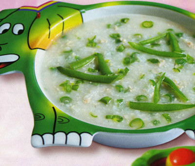 5. Cháo ngô đậu cô ve trắng: Ngô 50 g, đậu cô ve trắng 25 g, đại táo 50 g (bỏ hạt), ngày ăn 1 bữa; có tác dụng lợi tiểu, tiêu phù, chữa thũng. Dùng tốt cho cả trường hợp suy dinh dưỡng. Ảnh: blog.suabottot.com.
