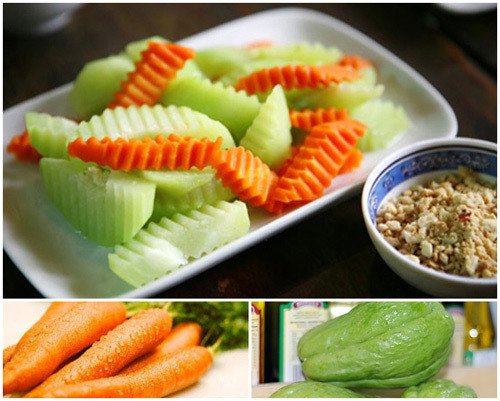 Nguyên liệu: Sườn lợn, su su, cà rốt, hành hoa, nấm hương, mộc nhĩ, muối, mì chính. Xương rửa sạch chặt khúc cho nước vào đun sôi thì chắt nước và rửa sạch xương qua nước lã rồi cho nước mới vào đun.