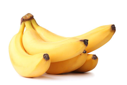 7. Ăn nhiều chuối. Chuối chứa nhiều tinh bột, chất xơ, vitamin, kali thiết yếu cho cơ thể. Mỗi sáng nên ăn một quả chuối, trước bữa ăn nên ăn một quả để tránh hiện tượng gây dư thừa calo. Ảnh: ihay.thanhnien.vn.