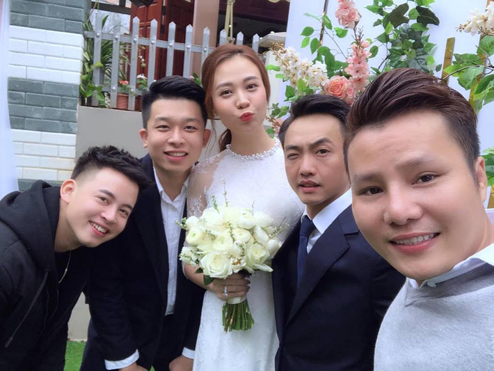 Đại gia phố núi và chân dài gốc Lạng Sơn trước đó đã tổ chức lễ ăn hỏi vào cuối tháng 1/2019.
