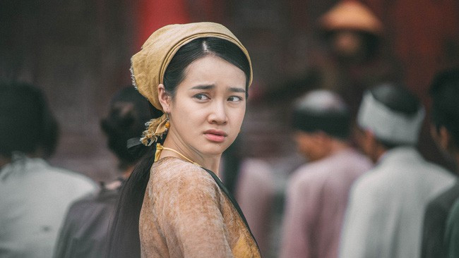 Mới đây, khi chia sẻ về vai diễn "tiểu thư Điềm" trong bộ phim Trạng Quỳnh như thể là lần cuối được diễn vai thiếu nữ, Nhã Phương bất ngờ tiết lộ chuyện chuẩn bị làm mẹ.