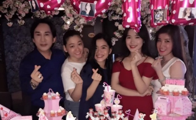 Kim Tử Long từng tiết lộ hôn nhân tan vỡ là do anh quá mải mê với công việc mà không dành thời gian cho gia đình, khiến cho những mâu thuẫn nảy sinh. Ảnh: Youtube.