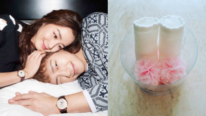 Đến tháng 10/2017, cặp vợ chồng sao Hàn chào đón con gái đầu lòng. Trên Instagram của mình, Bi Rain viết: “Cảm ơn. Bé là một cô công chúa xinh đẹp. Chúng tôi sẽ nuôi dưỡng bé thật tốt”. Ảnh: Harper's Bazaar, Instagram.