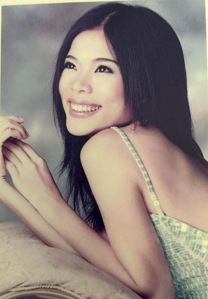 Trong những bức ảnh này, nữ ca sĩ xuất hiện với vẻ đẹp trong trẻo, ngọt ngào. Ảnh: FB Hoàng Thị Mỹ Lệ