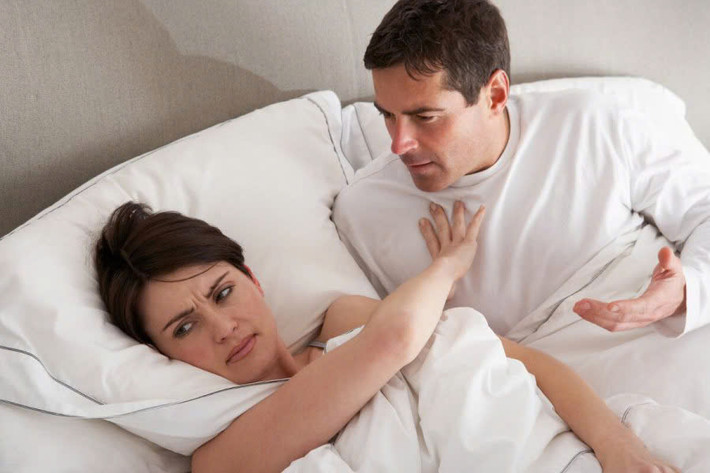 Chỉ biết cảm xúc của bản thân: Nếu bạn “lâm trận” quá nhanh hay vì cảm giác thỏa mãn của bạn thân mà quên đi cảm giác của đối tác sẽ khiến cho nửa kia thấy không thỏa mãn, giảm đi sự hứng khởi cho những lần “yêu” sau. Ảnh minh họa