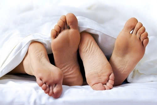 Có rất nhiều nguyên nhân khác nhau gây ra tình trạng xuất tinh sớm đối với nam giới. Sau đây sẽ là một vài những nguyên nhân phổ biến gây ra tình trạng này. Ảnh minh họa