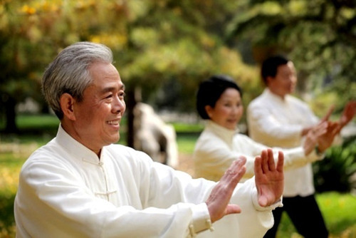 Bên cạnh việc chỉ ra dấu hiệu trường thọ, chuyên gia còn khuyến nghị nam giới nên làm 3 việc để kéo dài tuổi thọ.