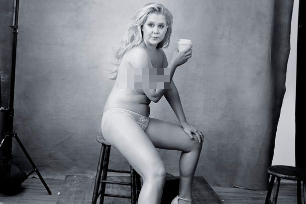 Điển hình là nữ diễn viên gây sốt với phim hài ăn khách hè vừa qua Trainwreck Amy Schumer. Diễn viên 34 tuổi này rất tự tin để lộ thân hình mỡ màng của cô, không hề sử dụng photoshop nhằm che giấu vòng 2 ngấn mỡ.