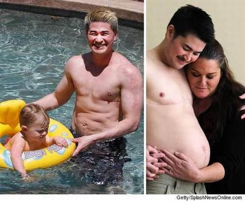 5. Thomas Beatie : Thomas Beatie được nhiều người trên thế giới biết đến là một trong những người chuyển giới đầu tiên vẫn giữ lại khả năng sinh con. Sinh ra là nữ, Beatie sống cuộc sống của mình như là mọi cô gái khác cho đến năm 20 tuổi. Sau đó anh bắt đầu sử dụng liệu pháp chuyển giới bằng tiêm hormone nam nhưng vẫn quyết định giữ lại cơ quan sinh dục nữ, nhờ thế vợ chồng anh vẫn có thể có con nhờ tinh trùng hiến tặng dù vợ không thể mang bầu. Beatie đến nay có 3 con và thường xuyên phải tiêm hormone nam.