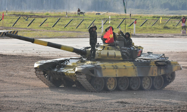 Theo báo QĐND, tham gia hội thao quân sự lớn nhất hành tinh Army Games 2020, Đội tuyển xe tăng của Quân đội nhân dân Việt Nam có 4 kíp. Theo kết quả bốc thăm vòng bảng đội sử dụng xe tăng màu vàng và thi đấu ở nhóm 2. Ảnh: QĐND Online